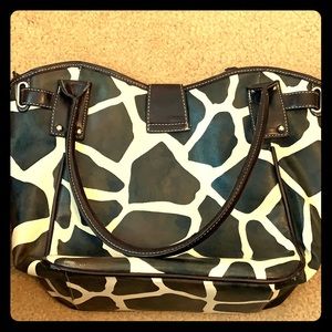 Giraffe print purse